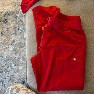 Figs Yola pants and One pocket Catarina top